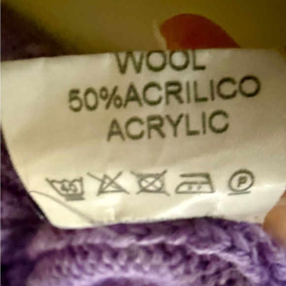 TACH Clothing Begonia Sweater Lavender size Large - Picture 7 of 15